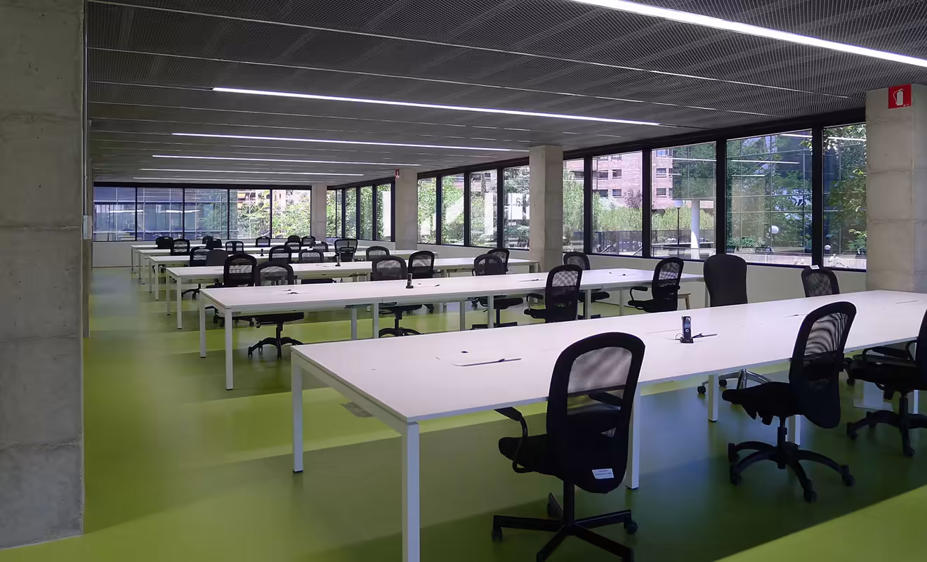CB10. Reforma de edificio de oficinas